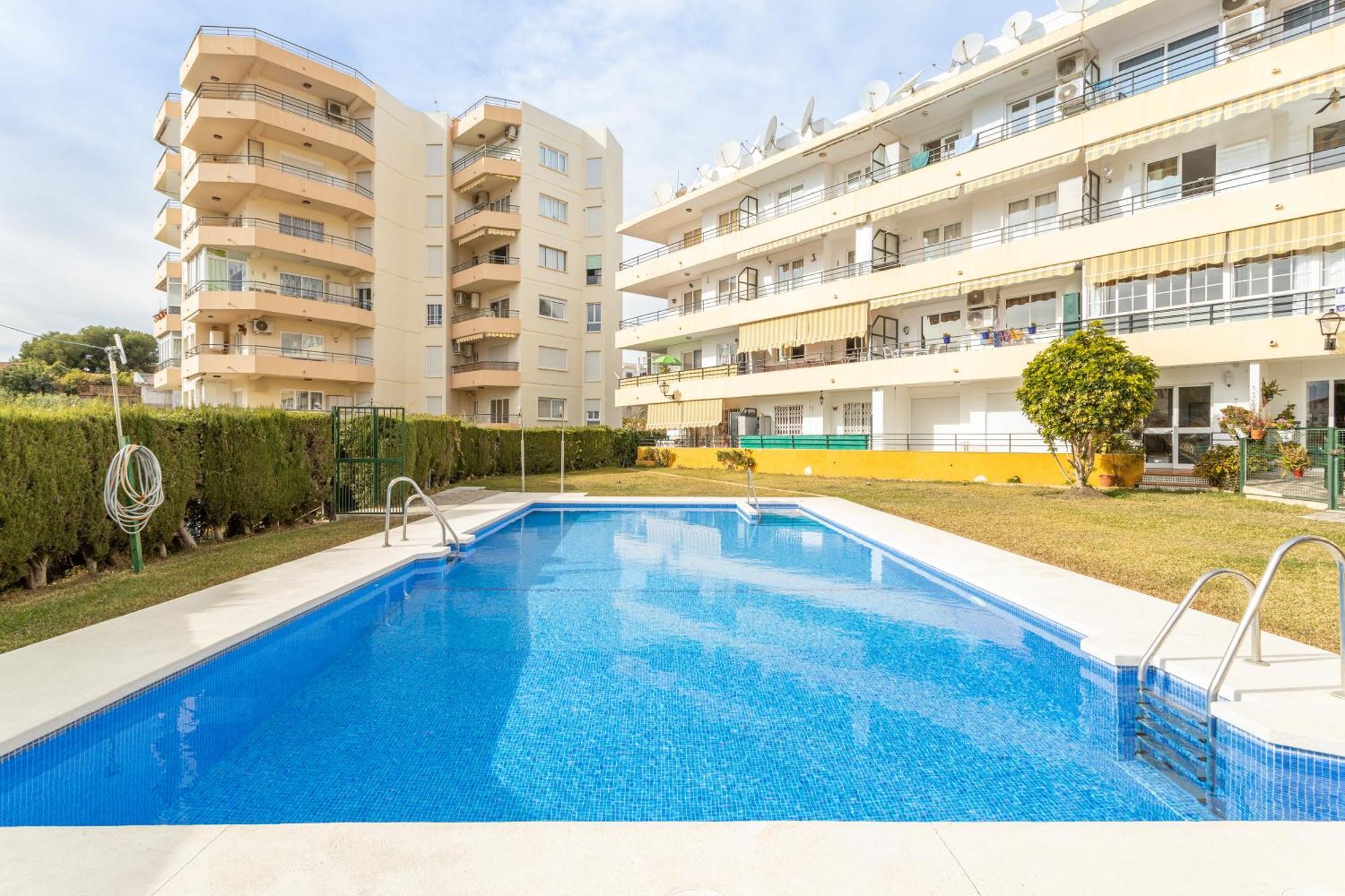 Bright And Spacious 2 Bed * Nerja