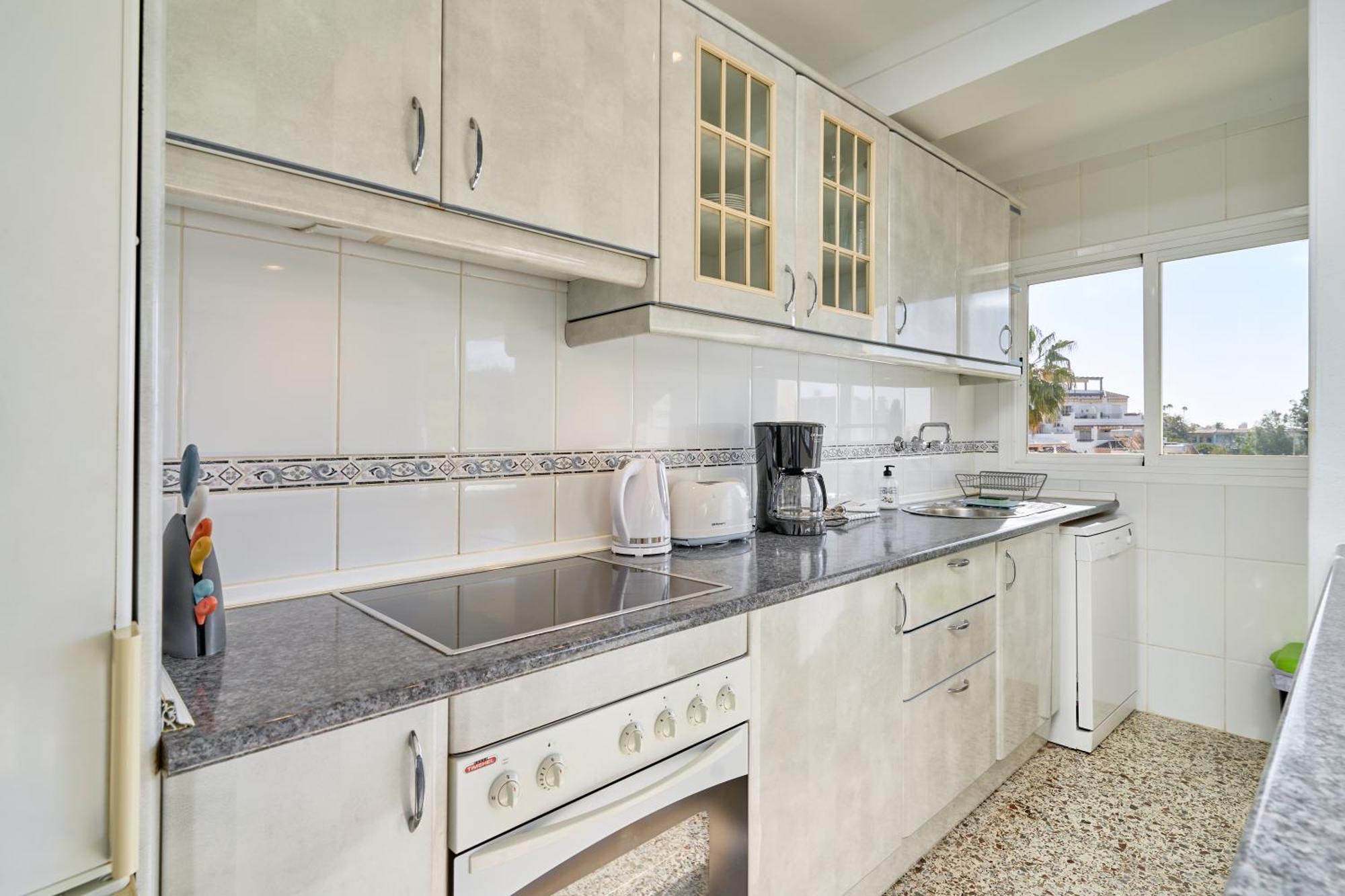 Bright&spacious 2 Bed Apartamento Nerja